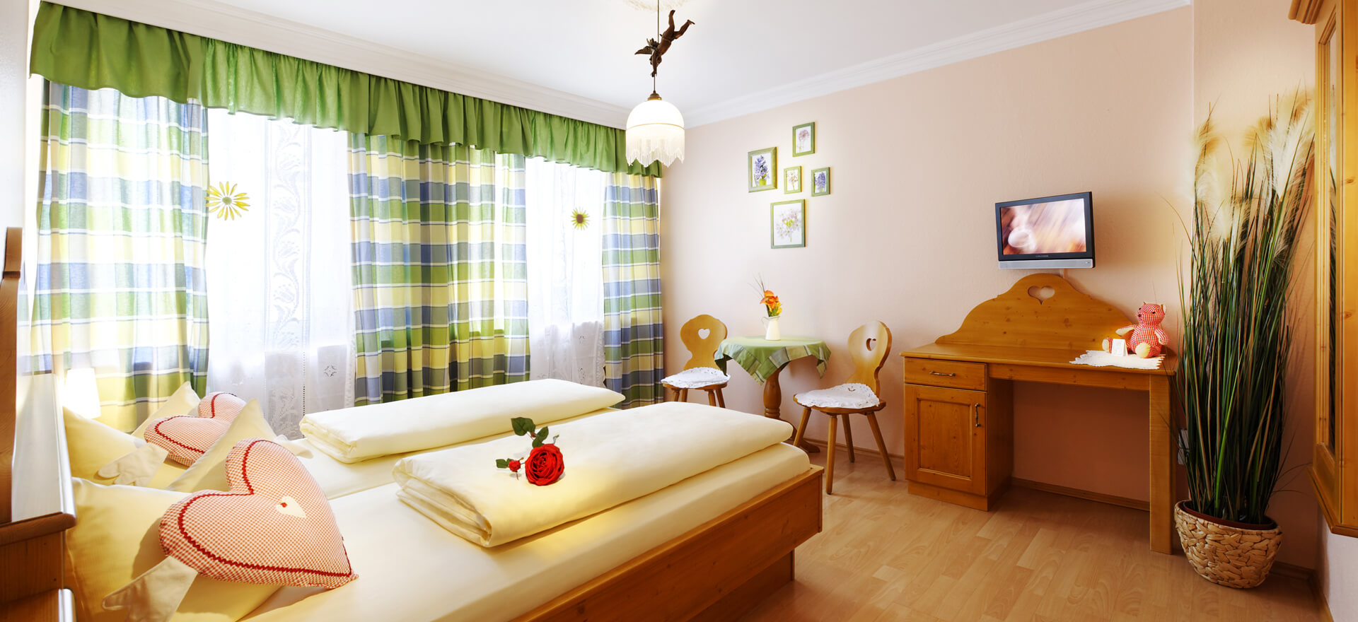 3 Kişilik Aile Odası